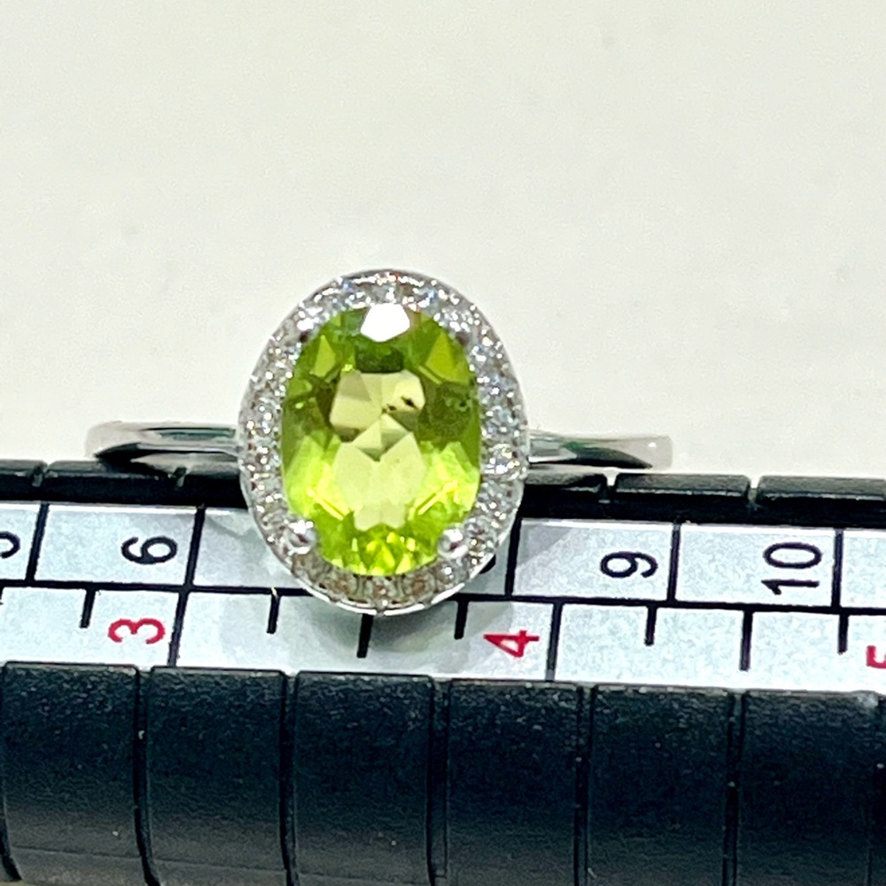 2ct Peridot 14KGP Ring
